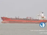 Ọkọ̀ tí ó mú epo / kemikali fún tà