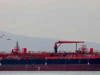 Ọkọ̀ tí ó mú epo / kemikali fún tà