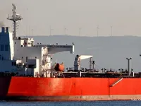 Ọkọ̀ tí ó mú epo / kemikali fún tà