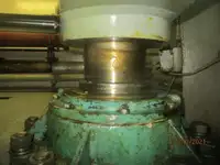 Ọkọ̀ tí wọn fi maa ń gbé ohun èlò tí ó ní ìdáná fún tà