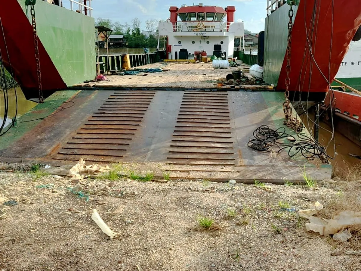 Ọkọ omi Landing, Tank fún tà