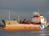 Ọkọ̀ tí ó mú epo / kemikali fún tà