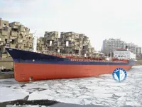 Ọkọ̀ tí ó mú epo / kemikali fún tà