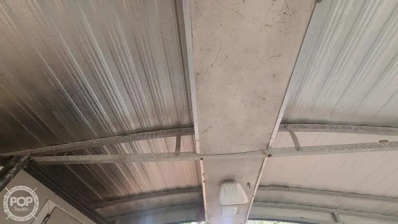 Ọkọ̀ ojú omi ìrìn-àjò fún tà