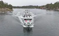 Ọkọ̀ ọpọlọpọ̀ ènìyàn fún tà
