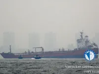 Ọkọ̀ tí ó mú epo / kemikali fún tà