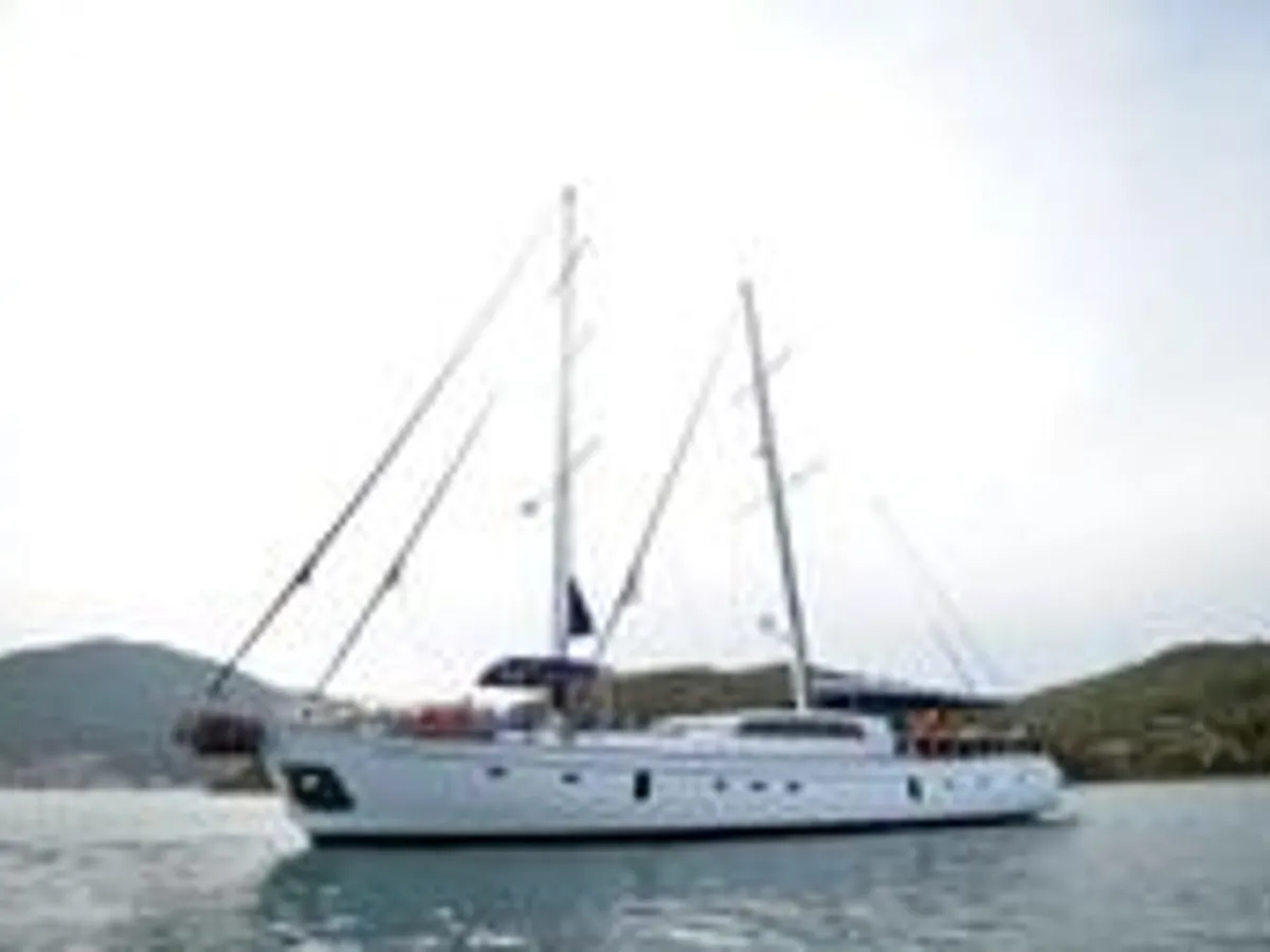 Yacht fún tà
