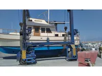 Yacht fún tà