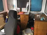 Ọkọ̀ ojú omi tí ó mú ìdọ̀tí fún tà