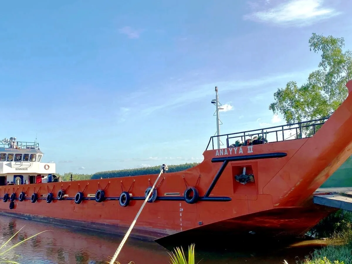 Ọkọ omi Landing, Tank fún tà