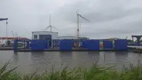 Dọki tí ó ń gbà omi fún tà