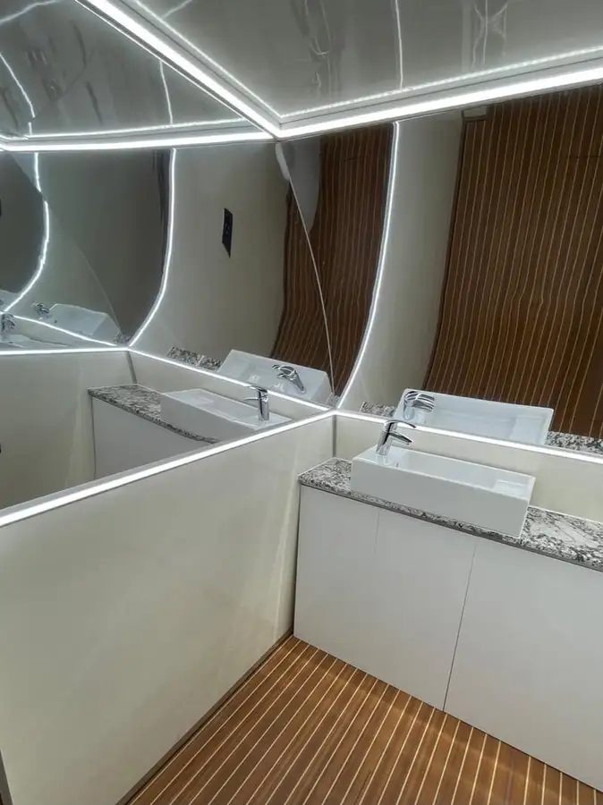 Catamaran fún tà