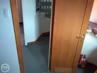Ọkọ̀ ojú omi kékeré fún tà