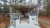 Ọkọ̀ ọpọlọpọ̀ ènìyàn fún tà