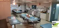 Ọkọ omi ti o mu ọja fún tà