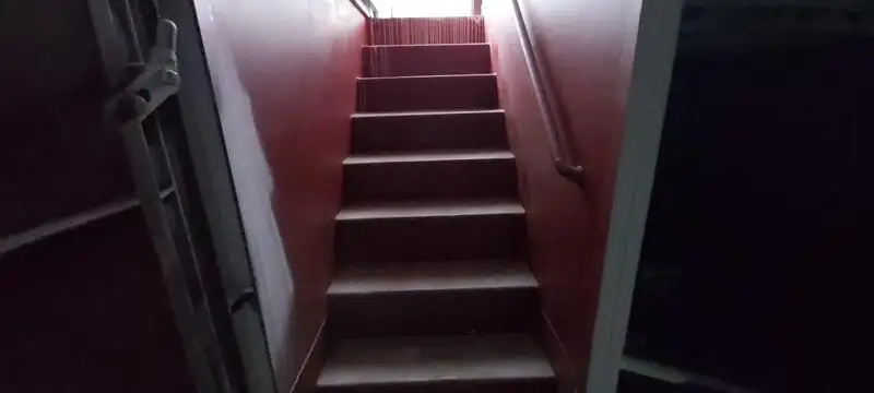 Ọkọ̀ ojú omi ìrìn-àjò fún tà