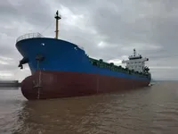 Ọkọ̀ ojú omi tí ó mú àwọn ìkọ́kọ̀ fún tà