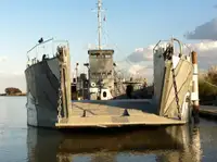 Ọkọ omi Landing, Tank fún tà