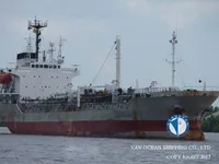 Ọkọ̀ tí ó mú epo / kemikali fún tà