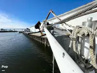 Ọkọ̀ tí ó mú ẹja fún tà