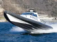 Ọkọ oju-omi tí a ṣe pẹ̀lúpẹ̀lú fún tà