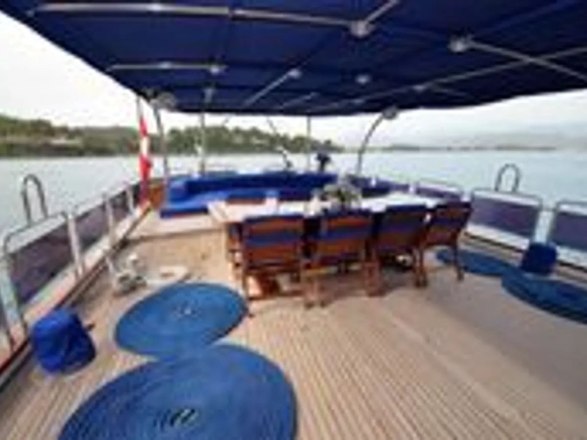 Yacht fún tà