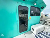Ọkọ̀ ojú omi ìrìn-àjò fún tà