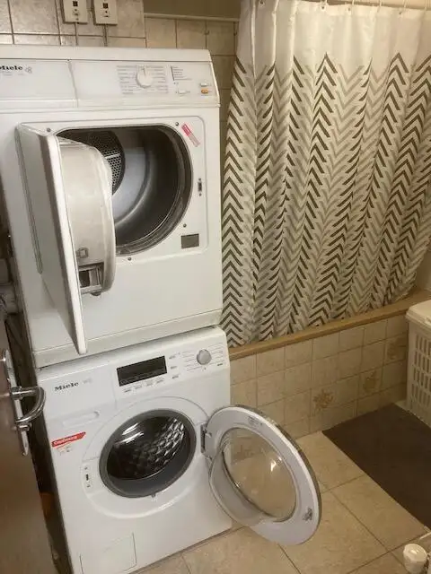Ọkọ̀ tí ó ń gbé àwọn ohun fún tà