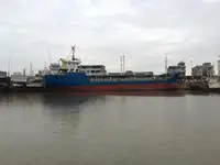 Ọkọ̀ tí ó mú epo / kemikali fún tà