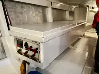 Ọkọ̀ ojú omi ìrìn-àjò fún tà
