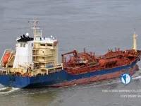 Ọkọ̀ tí ó mú epo / kemikali fún tà