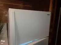 Ọkọ̀ tí ó mú ẹja fún tà