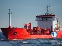 Ọkọ̀ tí ó mú epo / kemikali fún tà