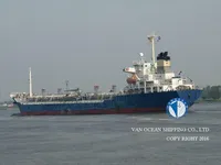 Ọkọ̀ tí ó mú epo / kemikali fún tà