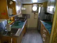 Ọkọ̀ tí ó mú ẹja fún tà