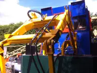 Ọkọ̀ ojú omi tí ó mú ìdọ̀tí fún tà