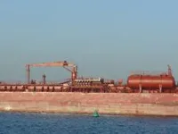 Ọkọ̀ tí ó mú epo / kemikali fún tà