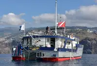 Ọkọ omi ti o fa fún tà