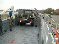 Ọkọ omi Landing, Tank fún tà