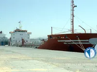 Ọkọ̀ tí ó mú epo / kemikali fún tà