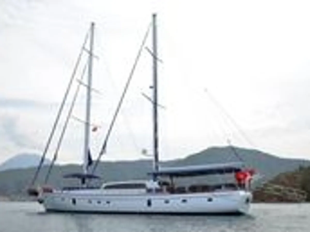Yacht fún tà