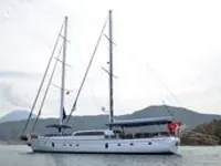 Yacht fún tà