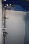 Ọkọ̀ ojú omi ìrìn-àjò fún tà