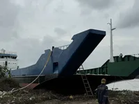 Ọkọ omi Landing, Tank fún tà