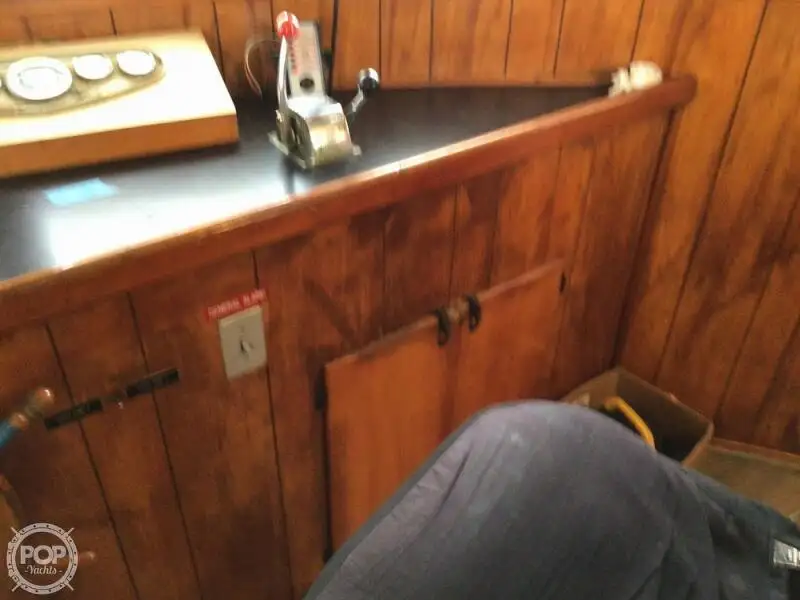 Ọkọ̀ tí ó mú ẹja fún tà