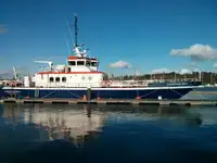 Catamaran fún tà