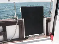 Ọkọ̀ ọpọlọpọ̀ ènìyàn fún tà