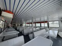 Ọkọ̀ ojú omi ìrìn-àjò fún tà