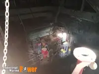 Ọkọ̀ tí ó mú epo / kemikali fún tà