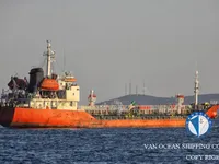 Ọkọ̀ tí ó mú epo / kemikali fún tà